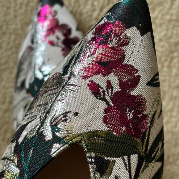 Leith Floral Slingback Heels - Picture 3 of 8